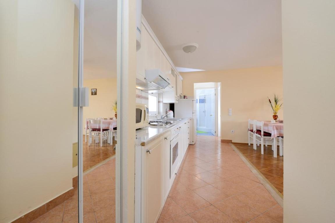 Apartment And Rooms Sidro Petrcane Eksteriør bilde